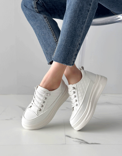 ハイキルティングスニーカー7cm(228X4)