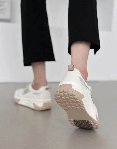 【牛革】マルベルスニーカー5cm（702C6）